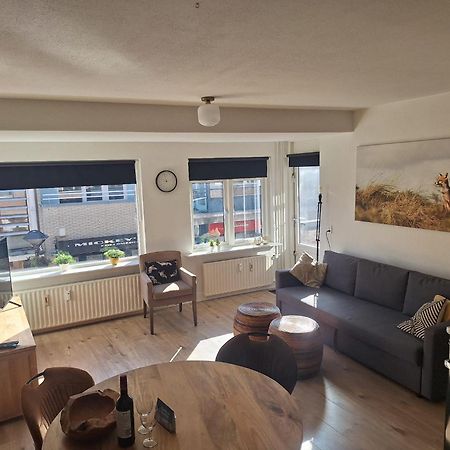 Apartment Duinvos 150M From The Beach Noordwijk Bagian luar foto