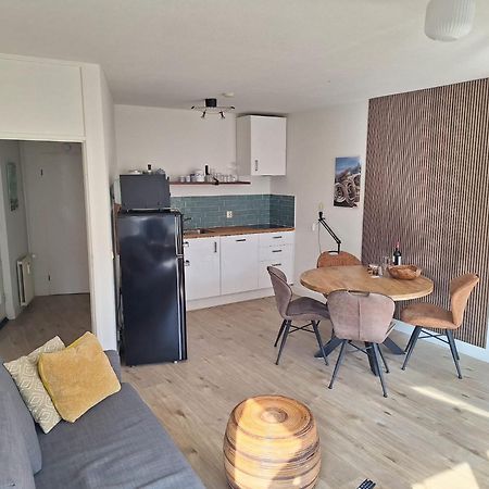 Apartment Duinvos 150M From The Beach Noordwijk Bagian luar foto