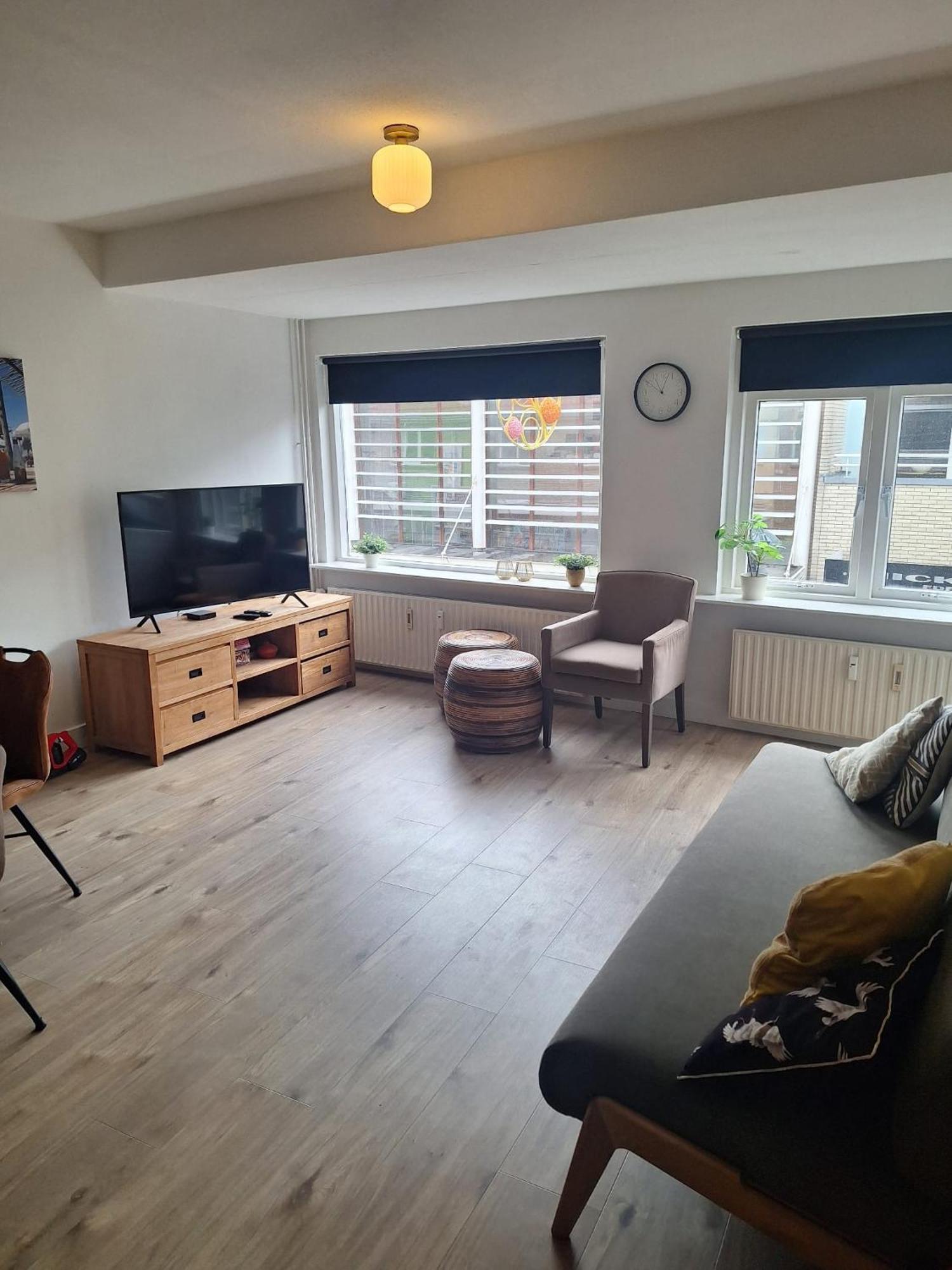 Apartment Duinvos 150M From The Beach Noordwijk Bagian luar foto